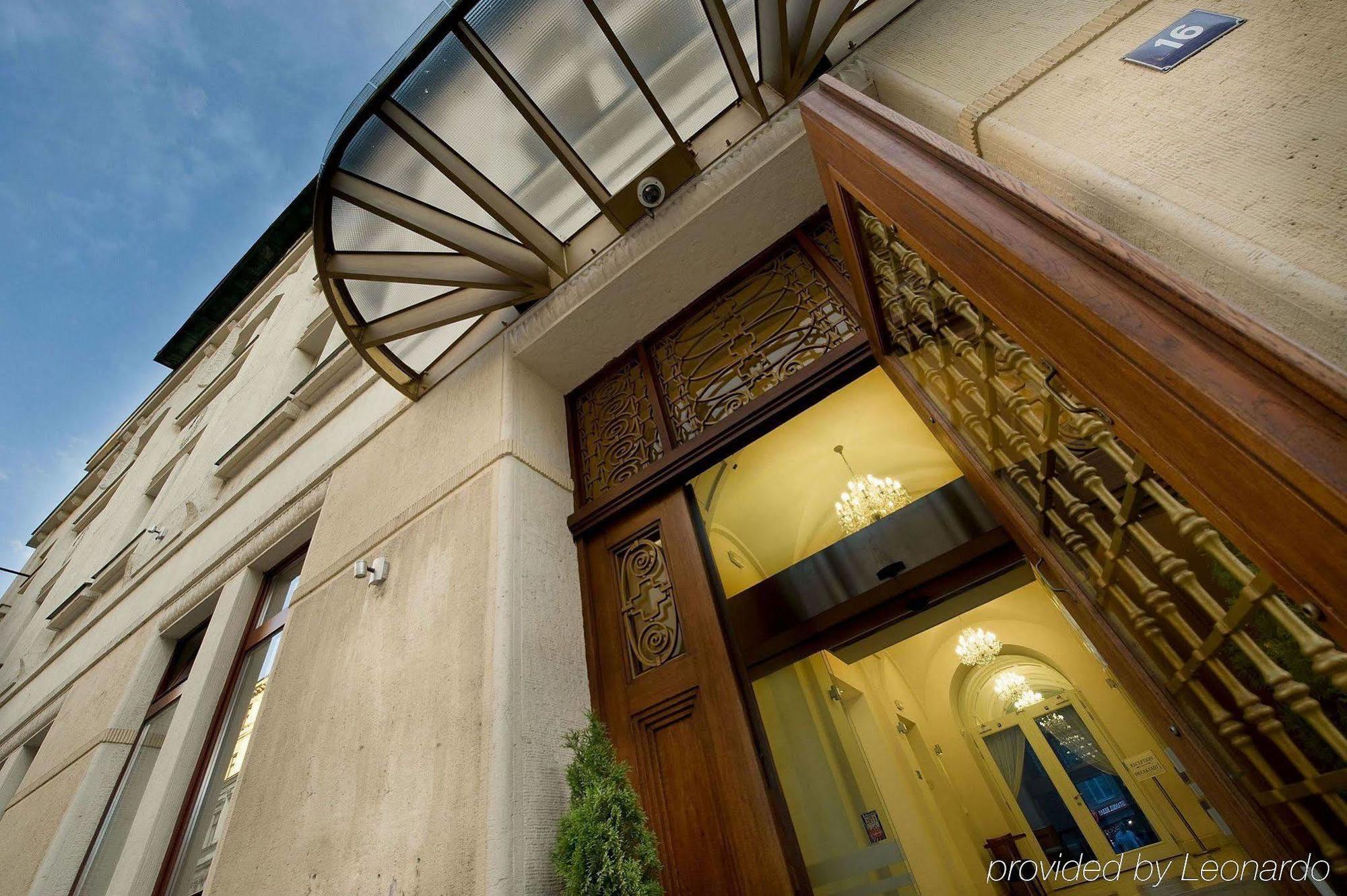 Hotel Maestro By Adrez Praga Exterior foto