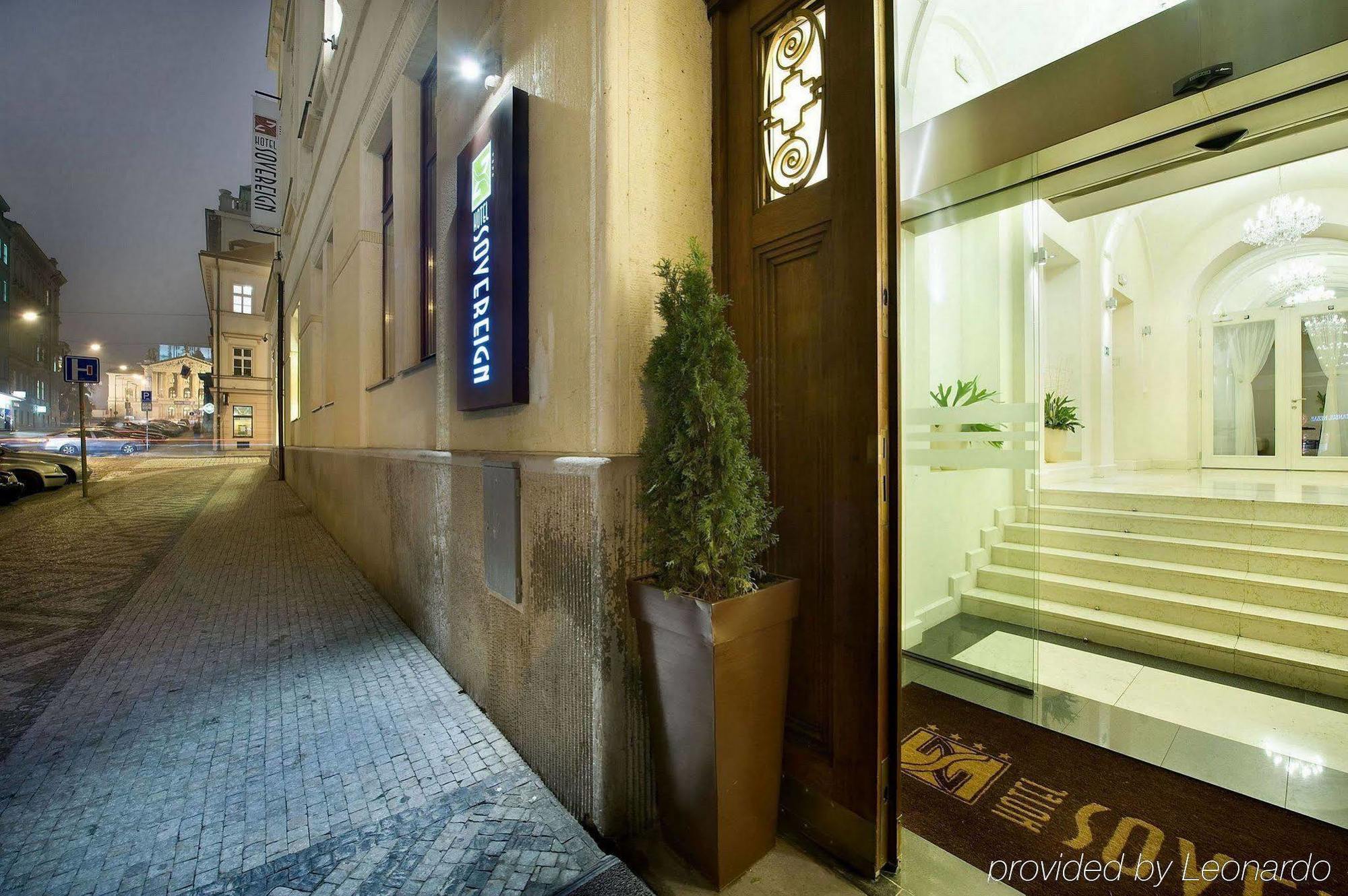 Hotel Maestro By Adrez Praga Exterior foto